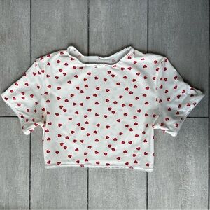 Skims Fits Everybody Super Cropped T-shirt in Ruby Hearts Print XS